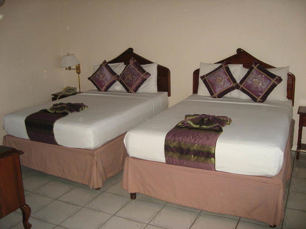 Villa Sonate Runaway Bay Εξωτερικό φωτογραφία